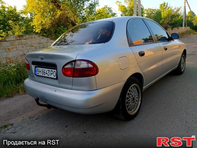 Сірий Деу Ланос, об'ємом двигуна 1.4 л та пробігом 98 тис. км за 2500 $, фото 1 на Automoto.ua