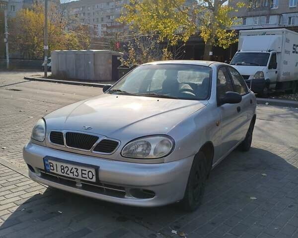 Дэу Ланос 2008 в Днепре (Днепропетровске) на Automoto.ua Серый Дэу Ланос, объемом двигателя 1.5 л и пробегом 289 тыс. км за 1500 $, фото 4 на Automoto.ua