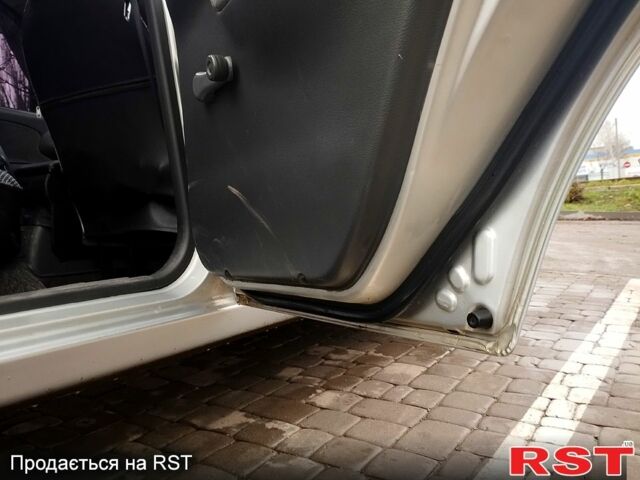 Серый Дэу Ланос, объемом двигателя 1.5 л и пробегом 138 тыс. км за 2800 $, фото 6 на Automoto.ua