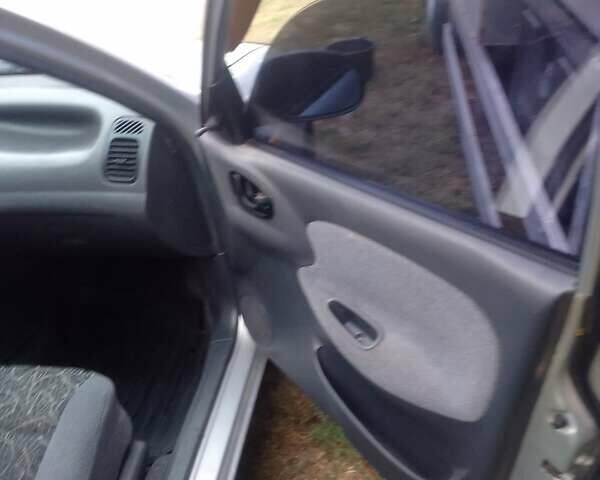 Серый Дэу Ланос, объемом двигателя 1.6 л и пробегом 203 тыс. км за 2900 $, фото 15 на Automoto.ua