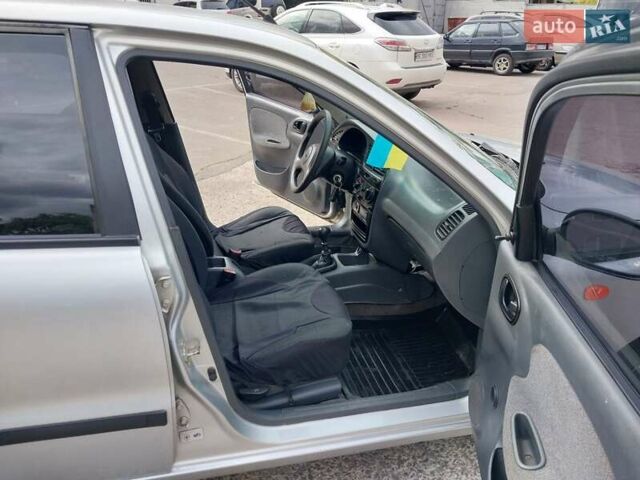 Серый Дэу Ланос, объемом двигателя 1.5 л и пробегом 179 тыс. км за 2000 $, фото 17 на Automoto.ua