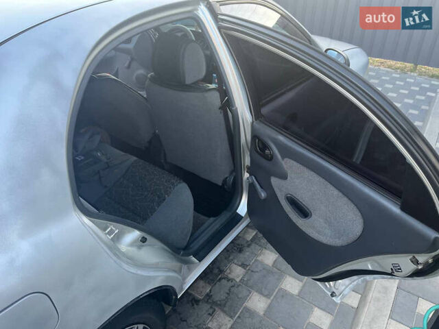 Сірий Деу Ланос, об'ємом двигуна 1.5 л та пробігом 150 тис. км за 2450 $, фото 8 на Automoto.ua