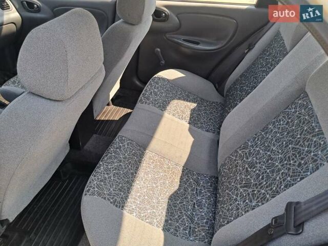 Серый Дэу Ланос, объемом двигателя 1.5 л и пробегом 181 тыс. км за 1900 $, фото 10 на Automoto.ua