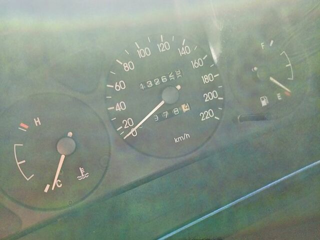 Дэу Ланос 2008 в Днепре (Днепропетровске) на Automoto.ua Серый Дэу Ланос, объемом двигателя 1.5 л и пробегом 132 тыс. км за 3200 $, фото 5 на Automoto.ua