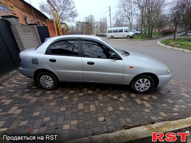 Серый Дэу Ланос, объемом двигателя 1.4 л и пробегом 240 тыс. км за 1700 $, фото 4 на Automoto.ua