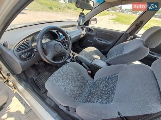 Серый Дэу Ланос, объемом двигателя 1.5 л и пробегом 181 тыс. км за 1900 $, фото 7 на Automoto.ua