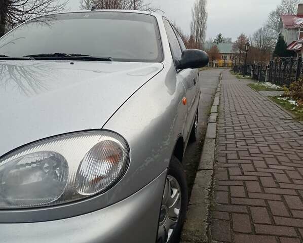 Сірий Деу Ланос, об'ємом двигуна 1.5 л та пробігом 203 тис. км за 2300 $, фото 6 на Automoto.ua