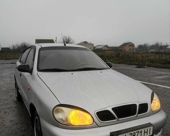 Серый Дэу Ланос, объемом двигателя 1.5 л и пробегом 200 тыс. км за 2000 $, фото 6 на Automoto.ua