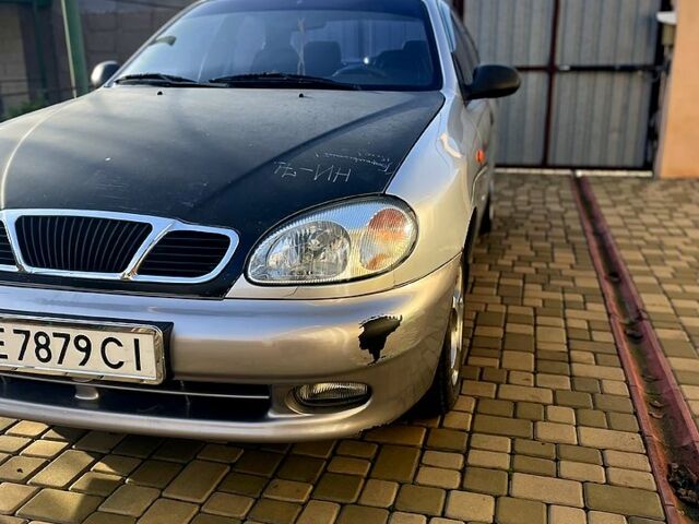 Серый Дэу Ланос, объемом двигателя 1.5 л и пробегом 300 тыс. км за 1900 $, фото 2 на Automoto.ua