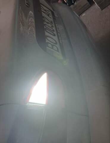 Сірий Деу Ланос, об'ємом двигуна 1.39 л та пробігом 220 тис. км за 3000 $, фото 4 на Automoto.ua