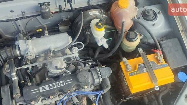 Серый Дэу Ланос, объемом двигателя 1.5 л и пробегом 245 тыс. км за 1750 $, фото 7 на Automoto.ua