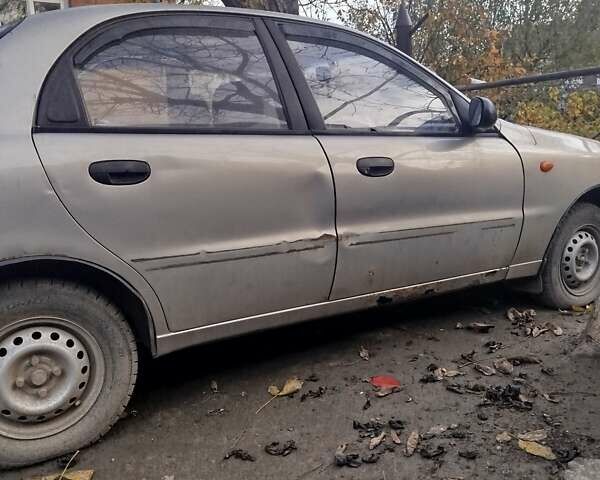 Деу Ланос 2008 у Здолбунове на Automoto.ua Сірий Деу Ланос, об'ємом двигуна 1.5 л та пробігом 153 тис. км за 1150 $, фото 5 на Automoto.ua