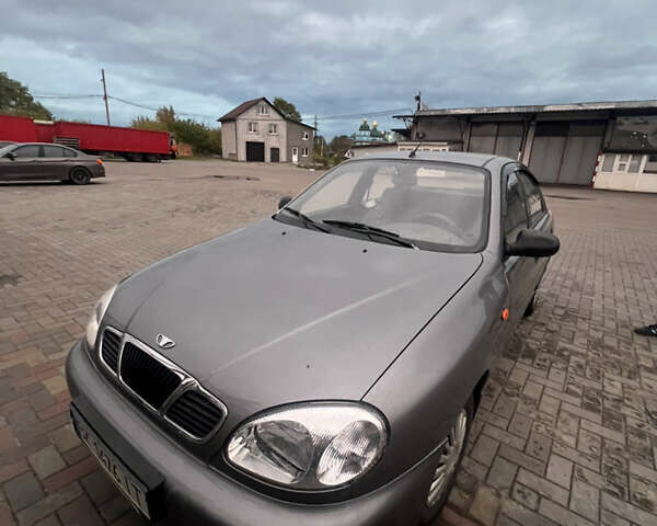 Деу Ланос 2008 у Сарнах на Automoto.ua Сірий Деу Ланос, об'ємом двигуна 1.5 л та пробігом 80 тис. км за 3050 $, фото 3 на Automoto.ua