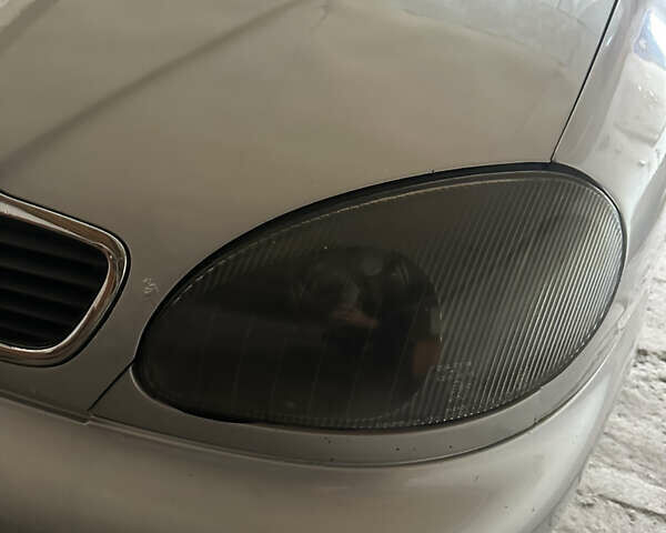 Сірий Деу Ланос, об'ємом двигуна 1.5 л та пробігом 250 тис. км за 1750 $, фото 2 на Automoto.ua