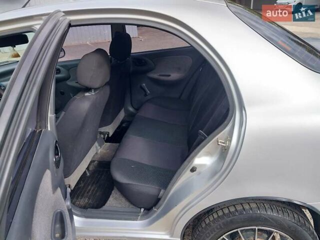 Серый Дэу Ланос, объемом двигателя 1.5 л и пробегом 179 тыс. км за 2000 $, фото 21 на Automoto.ua