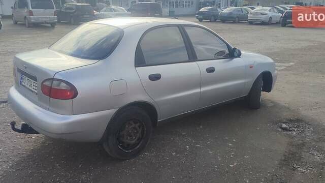 Серый Дэу Ланос, объемом двигателя 1.5 л и пробегом 245 тыс. км за 1750 $, фото 3 на Automoto.ua