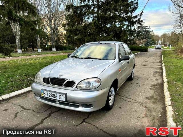 Сірий Деу Ланос, об'ємом двигуна 1.5 л та пробігом 297 тис. км за 1800 $, фото 2 на Automoto.ua