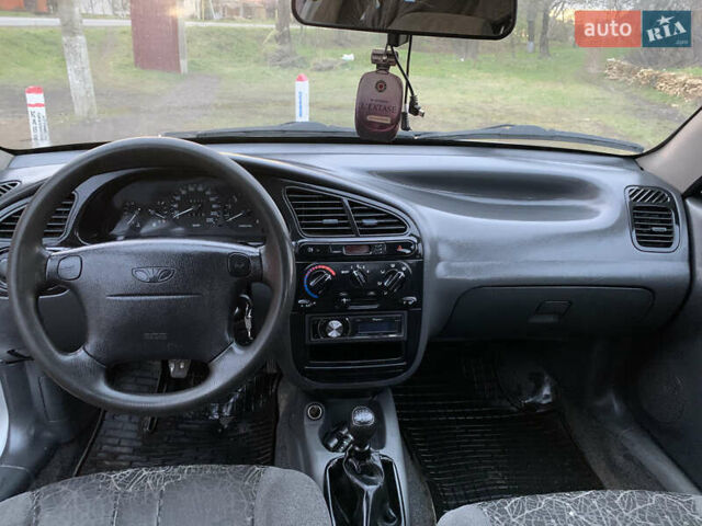Сірий Деу Ланос, об'ємом двигуна 1.6 л та пробігом 163 тис. км за 2400 $, фото 8 на Automoto.ua