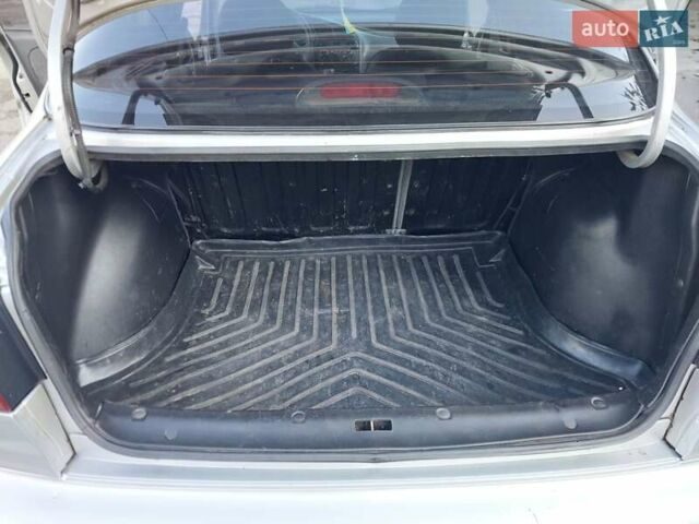 Серый Дэу Ланос, объемом двигателя 1.5 л и пробегом 179 тыс. км за 2000 $, фото 24 на Automoto.ua