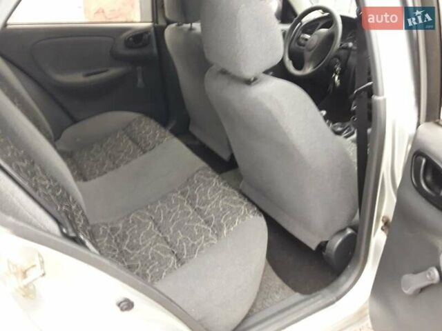Сірий Деу Ланос, об'ємом двигуна 1.5 л та пробігом 250 тис. км за 2350 $, фото 13 на Automoto.ua