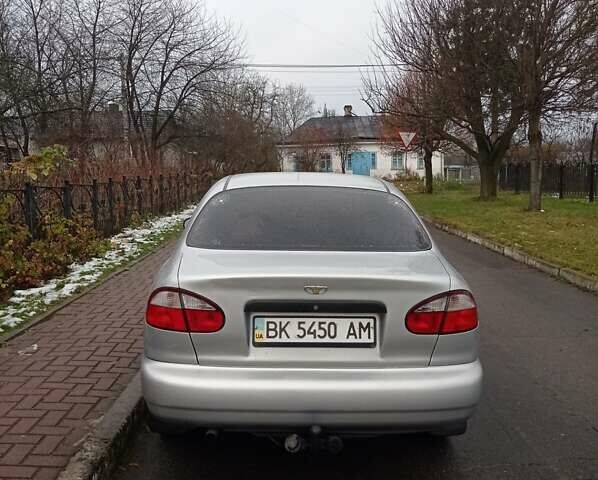 Сірий Деу Ланос, об'ємом двигуна 1.5 л та пробігом 203 тис. км за 2300 $, фото 4 на Automoto.ua