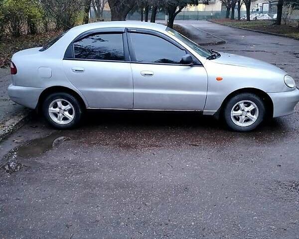 Сірий Деу Ланос, об'ємом двигуна 1.5 л та пробігом 200 тис. км за 2500 $, фото 4 на Automoto.ua