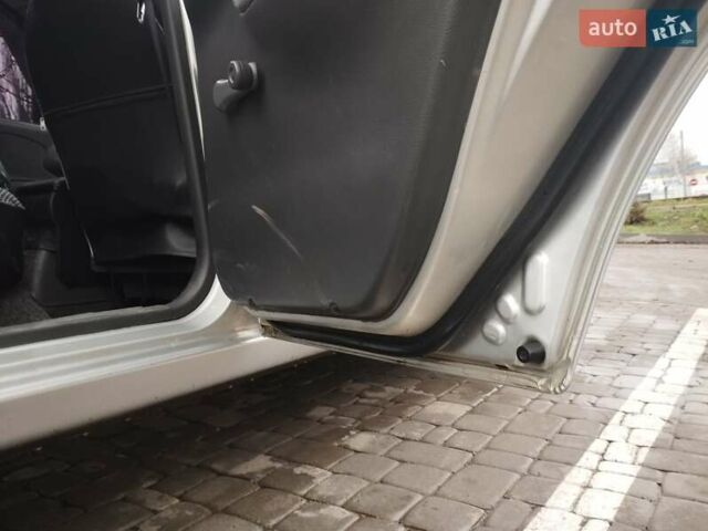 Сірий Деу Ланос, об'ємом двигуна 1.5 л та пробігом 138 тис. км за 2800 $, фото 9 на Automoto.ua