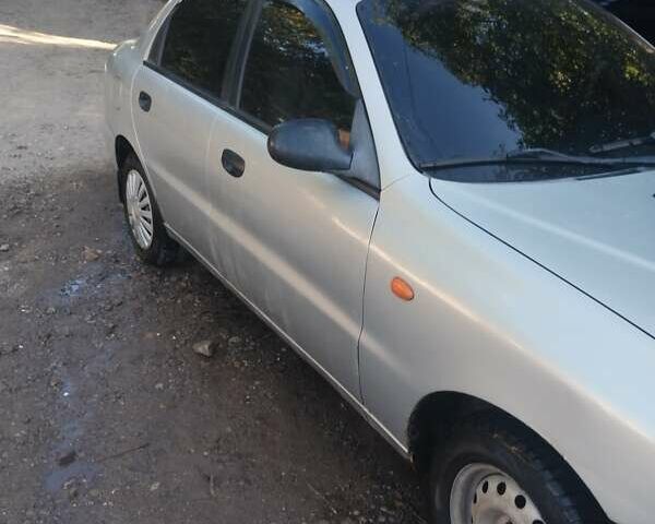 Сірий Деу Ланос, об'ємом двигуна 1.5 л та пробігом 133 тис. км за 2100 $, фото 4 на Automoto.ua