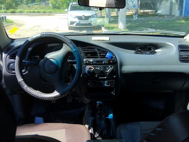 Серый Дэу Ланос, объемом двигателя 1.5 л и пробегом 299 тыс. км за 2300 $, фото 4 на Automoto.ua