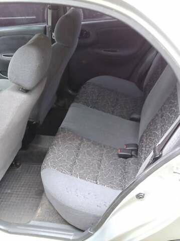 Сірий Деу Ланос, об'ємом двигуна 1.5 л та пробігом 255 тис. км за 2200 $, фото 2 на Automoto.ua