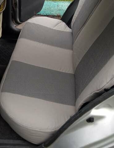 Сірий Деу Ланос, об'ємом двигуна 1.39 л та пробігом 135 тис. км за 2800 $, фото 5 на Automoto.ua