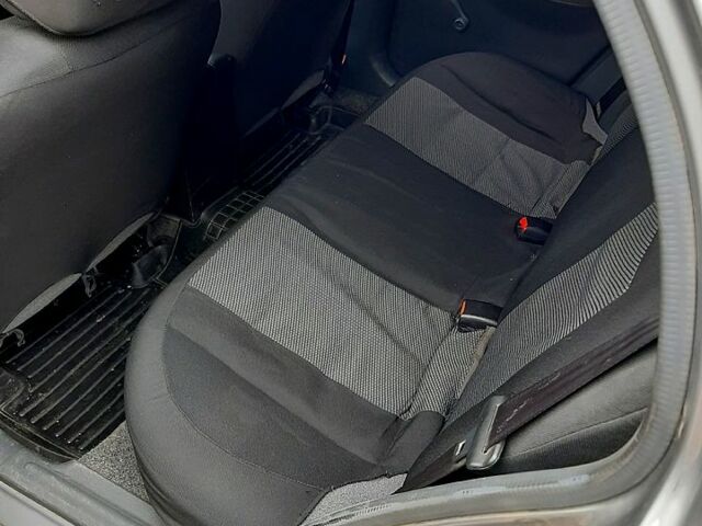 Деу Ланос 2008 у Харкові на Automoto.ua Сірий Деу Ланос, об'ємом двигуна 1.5 л та пробігом 175 тис. км за 2900 $, фото 12 на Automoto.ua