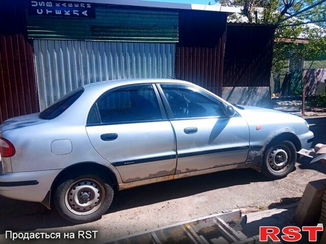 Серый Дэу Ланос, объемом двигателя 1.5 л и пробегом 147 тыс. км за 1900 $, фото 3 на Automoto.ua