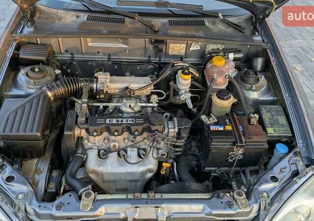 Деу Ланос 2008 у Старокостянтинів на Automoto.ua Сірий Деу Ланос, об'ємом двигуна 1.5 л та пробігом 129 тис. км за 2350 $, фото 14 на Automoto.ua