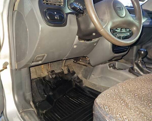 Серый Дэу Ланос, объемом двигателя 1.5 л и пробегом 260 тыс. км за 2100 $, фото 16 на Automoto.ua