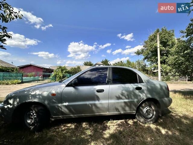 Сірий Деу Ланос, об'ємом двигуна 1.39 л та пробігом 278 тис. км за 2500 $, фото 3 на Automoto.ua