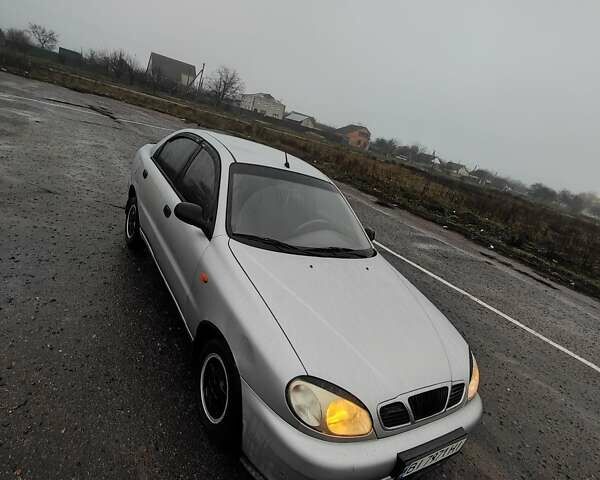 Серый Дэу Ланос, объемом двигателя 1.5 л и пробегом 200 тыс. км за 2000 $, фото 7 на Automoto.ua