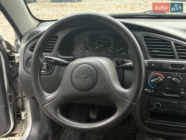 Серый Дэу Ланос, объемом двигателя 1.5 л и пробегом 199 тыс. км за 2700 $, фото 13 на Automoto.ua