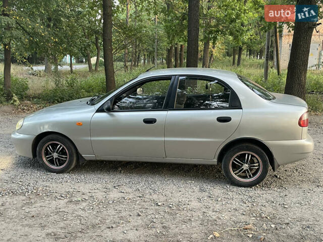 Сірий Деу Ланос, об'ємом двигуна 1.5 л та пробігом 300 тис. км за 1800 $, фото 4 на Automoto.ua