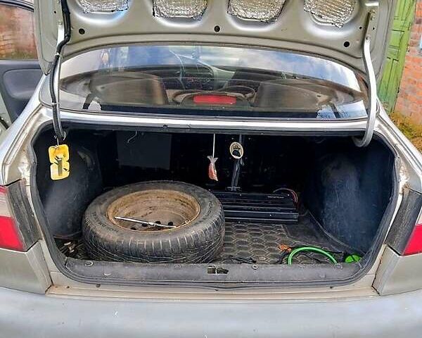 Сірий Деу Ланос, об'ємом двигуна 1.5 л та пробігом 240 тис. км за 1900 $, фото 4 на Automoto.ua