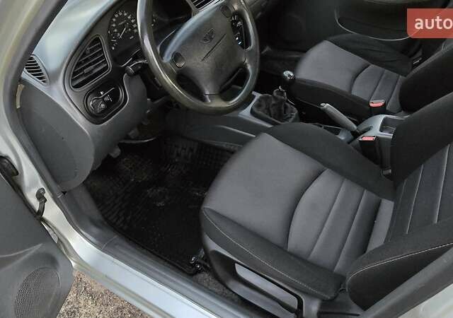 Серый Дэу Ланос, объемом двигателя 1.6 л и пробегом 240 тыс. км за 2699 $, фото 19 на Automoto.ua