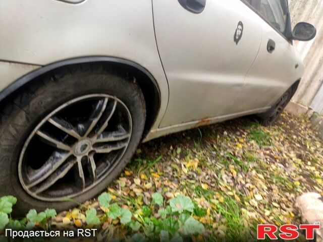 Сірий Деу Ланос, об'ємом двигуна 1.5 л та пробігом 0 тис. км за 1200 $, фото 2 на Automoto.ua