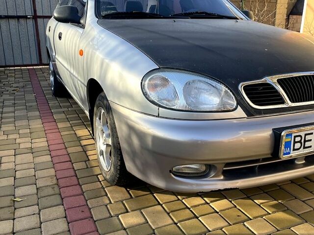 Серый Дэу Ланос, объемом двигателя 1.5 л и пробегом 300 тыс. км за 1900 $, фото 1 на Automoto.ua