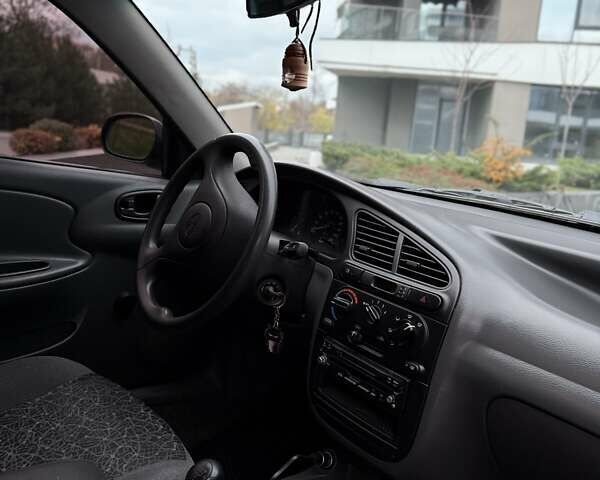 Сірий Деу Ланос, об'ємом двигуна 1.5 л та пробігом 75 тис. км за 3300 $, фото 5 на Automoto.ua