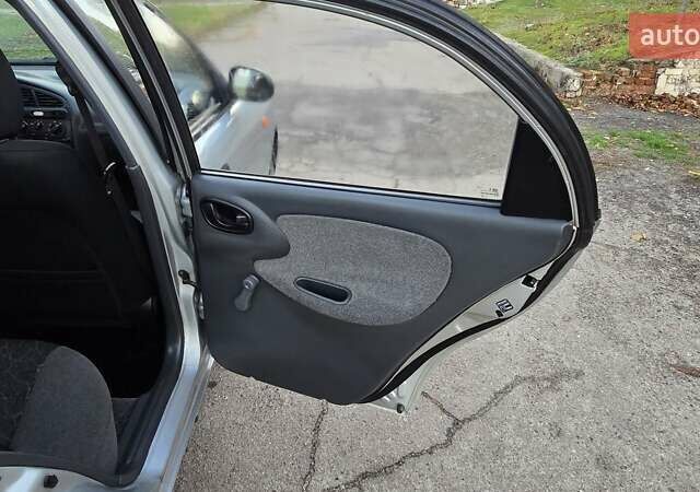 Серый Дэу Ланос, объемом двигателя 1.6 л и пробегом 240 тыс. км за 2699 $, фото 18 на Automoto.ua