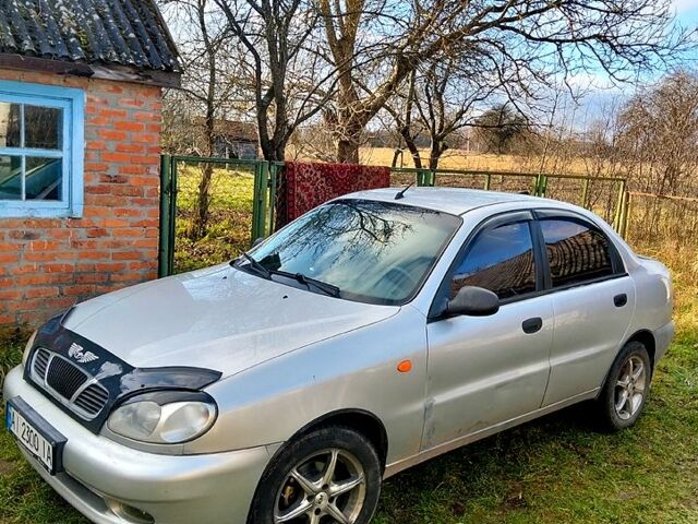 Сірий Деу Ланос, об'ємом двигуна 1.5 л та пробігом 240 тис. км за 1900 $, фото 1 на Automoto.ua
