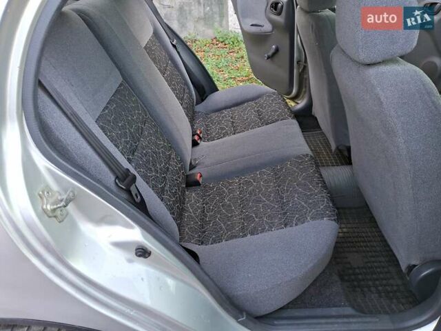 Серый Дэу Ланос, объемом двигателя 1.6 л и пробегом 119 тыс. км за 2700 $, фото 13 на Automoto.ua