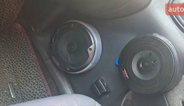 Сірий Деу Ланос, об'ємом двигуна 1.39 л та пробігом 220 тис. км за 3000 $, фото 10 на Automoto.ua