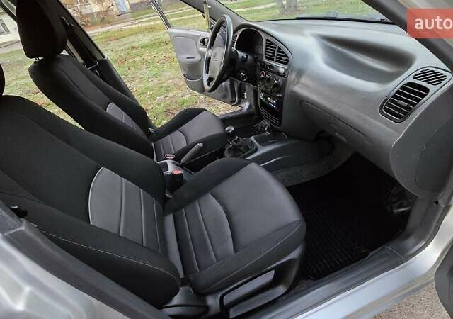 Серый Дэу Ланос, объемом двигателя 1.6 л и пробегом 240 тыс. км за 2699 $, фото 16 на Automoto.ua