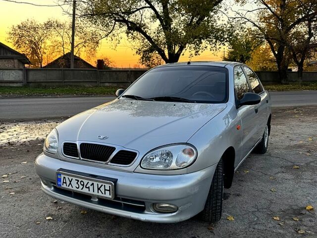 Деу Ланос 2008 у Александрие на Automoto.ua Сірий Деу Ланос, об'ємом двигуна 1.5 л та пробігом 175 тис. км за 2750 $, фото 4 на Automoto.ua